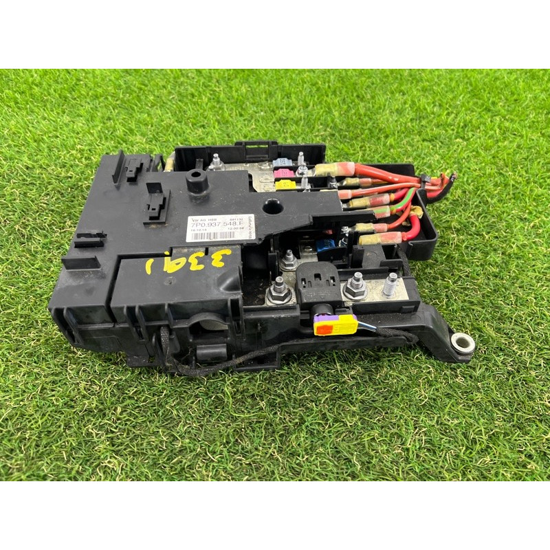 Блок предохранителей (электрика) Volkswagen Touareg FL 2015 3.6 7P0937548F
