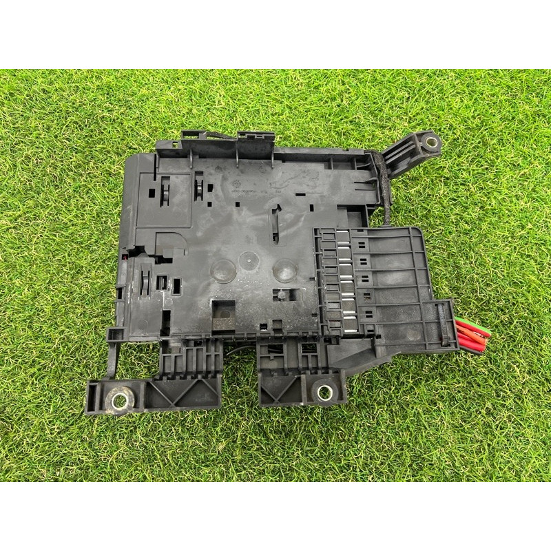 Блок предохранителей (электрика) Volkswagen Touareg FL 2015 3.6 7P0937548F