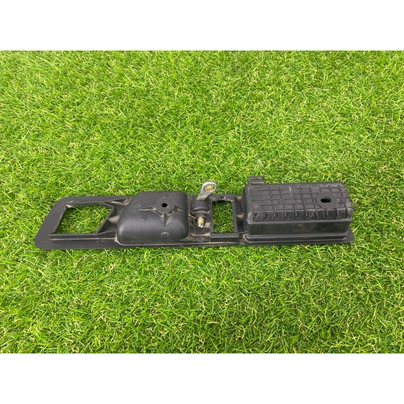 Ручка дверей внутрішня (салон) BMW 5-series E34 51228137388