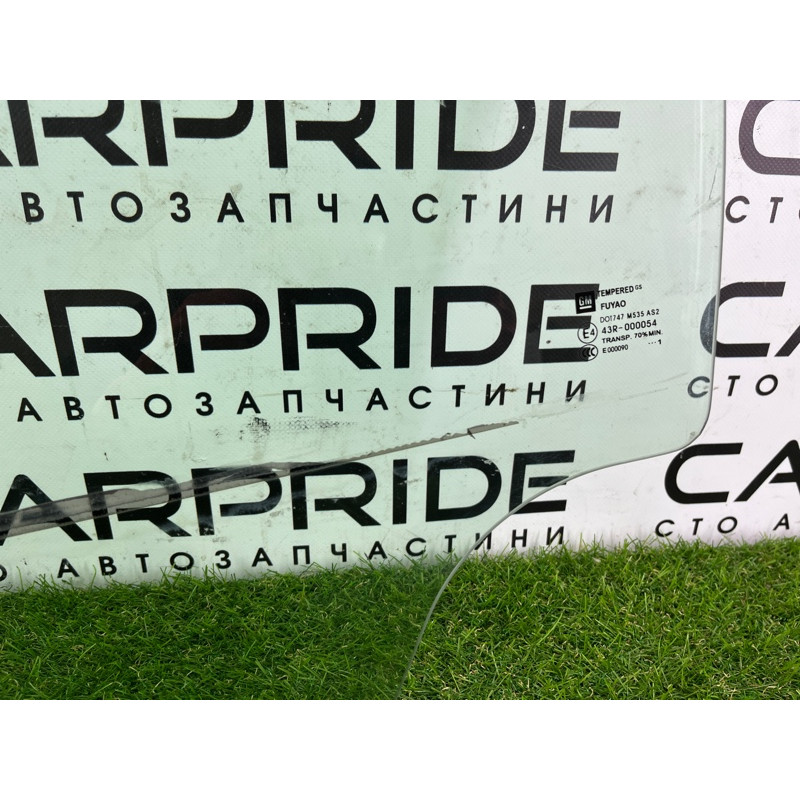 Стекло (кузов и элементы) CHEVROLET Cruze J300 2011 1.4 95147525