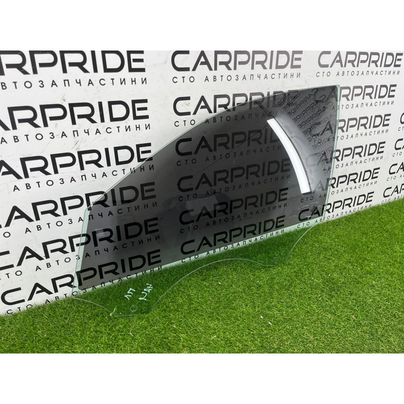 Стекло (кузов и элементы) AUDI A4 B8 2012 2.0 TFSI 8K0845201D