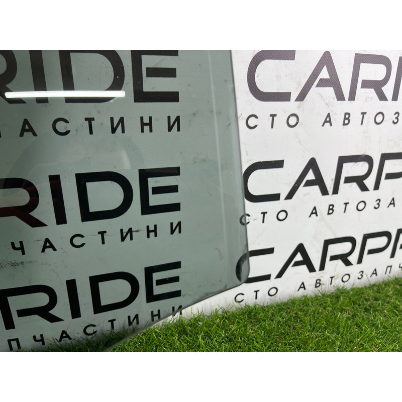 Скло (кузов і елементи) AUDI Q5 8R 2012 3.2 CALB 8R0845205G