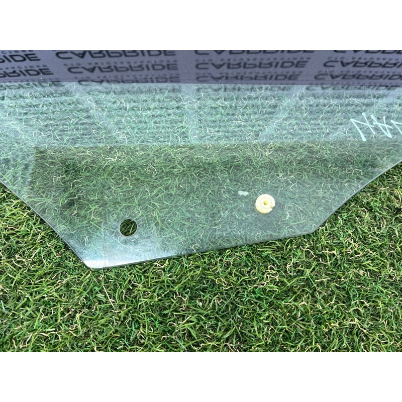 Стекло (кузов и элементы) AUDI A4 B8 2012 2.0 TFSI 8K5845206E