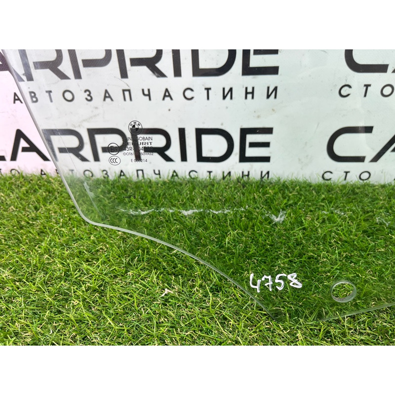 Скло (кузов і елементи) BMW X5 E70 2008 4.8 N62/TU 51337137014
