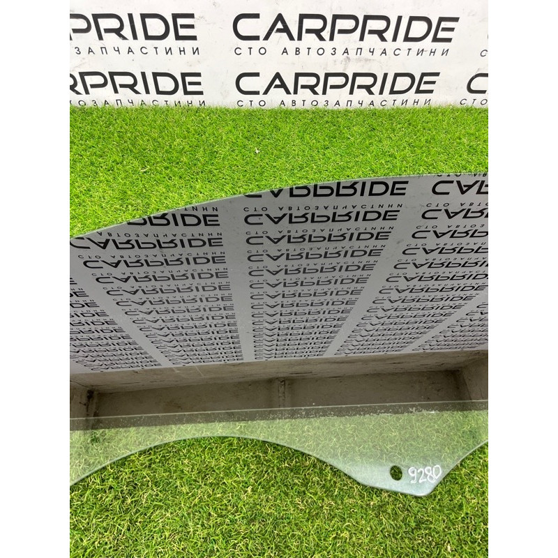 Стекло (кузов и элементы) AUDI Q7 4L 2014 3.0 TFSi CTWB 4L0845201A