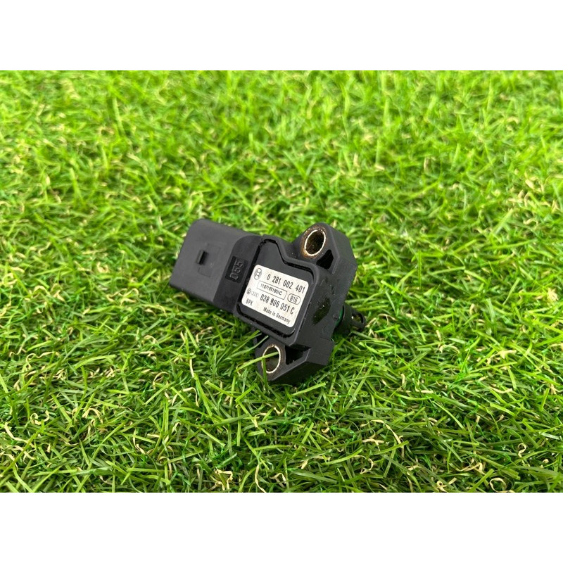 Датчик давления воздуха (электрика / датчики) Volkswagen Touareg II NF 2013 3.0 038906051C