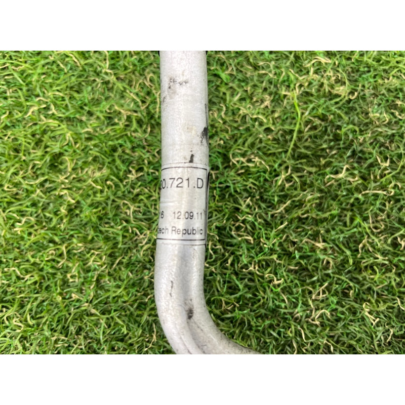 Трубка кондиционера (отопление и кондиционирование) Volkswagen Touareg II NF 2013 3.0 7P0820721D