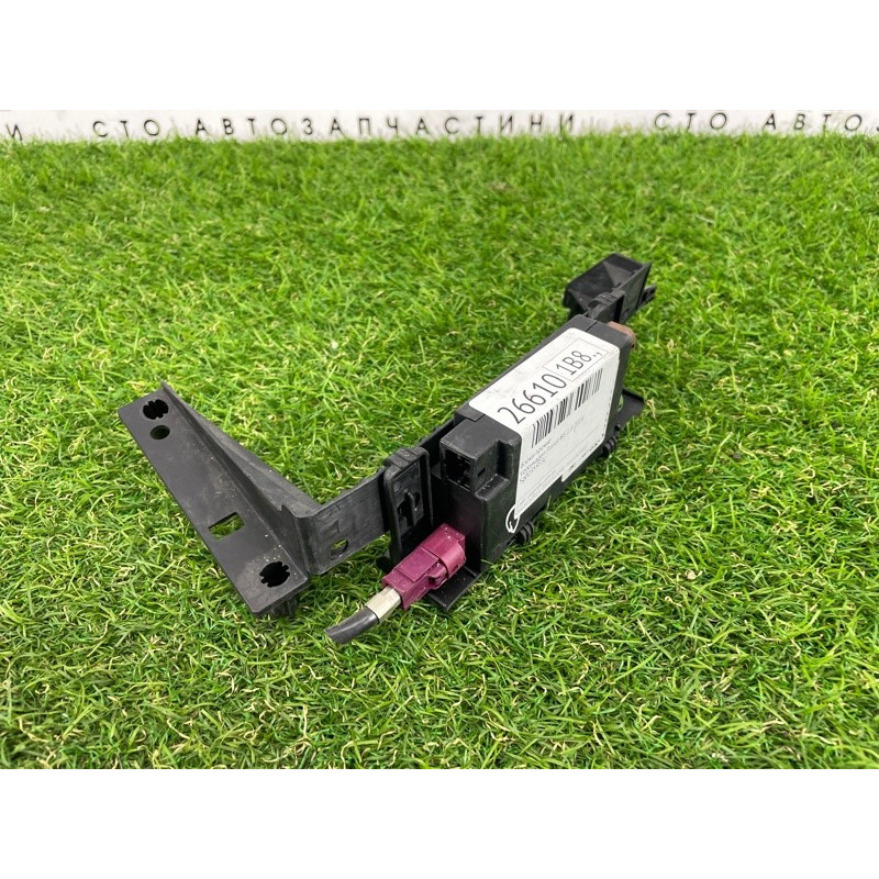 Блок управления usb интерфейсом (электрика / блок управления) Volkswagen Passat B8 2016 1.8 5G0035953C