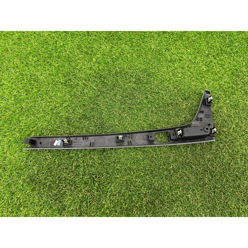 Декоративная накладка центральной консоли (салон) AUDI A4 B9 2017 2.0 8W1863969QUR3