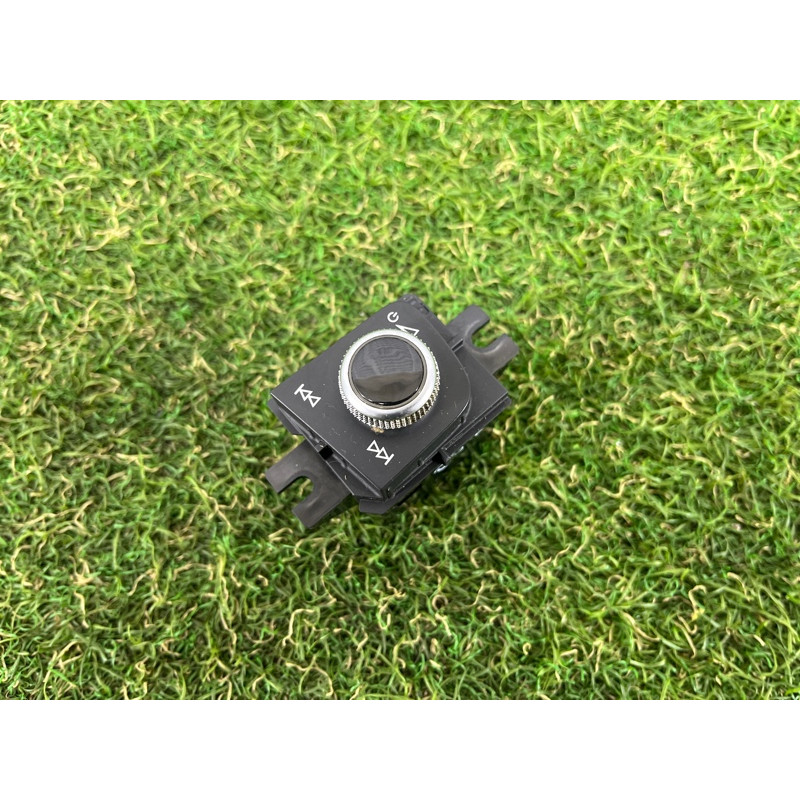 Кнопки мультимедиа (электрика / кнопки) AUDI A4 B9 2017 2.0 8W1919616