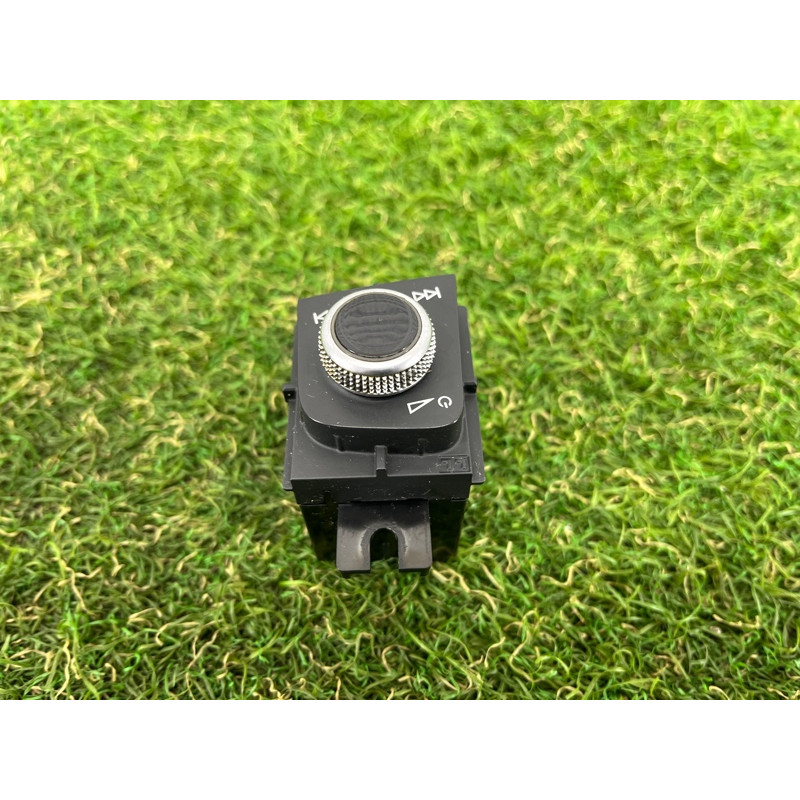 Кнопки мультимедиа (электрика / кнопки) AUDI A4 B9 2017 2.0 8W1919616