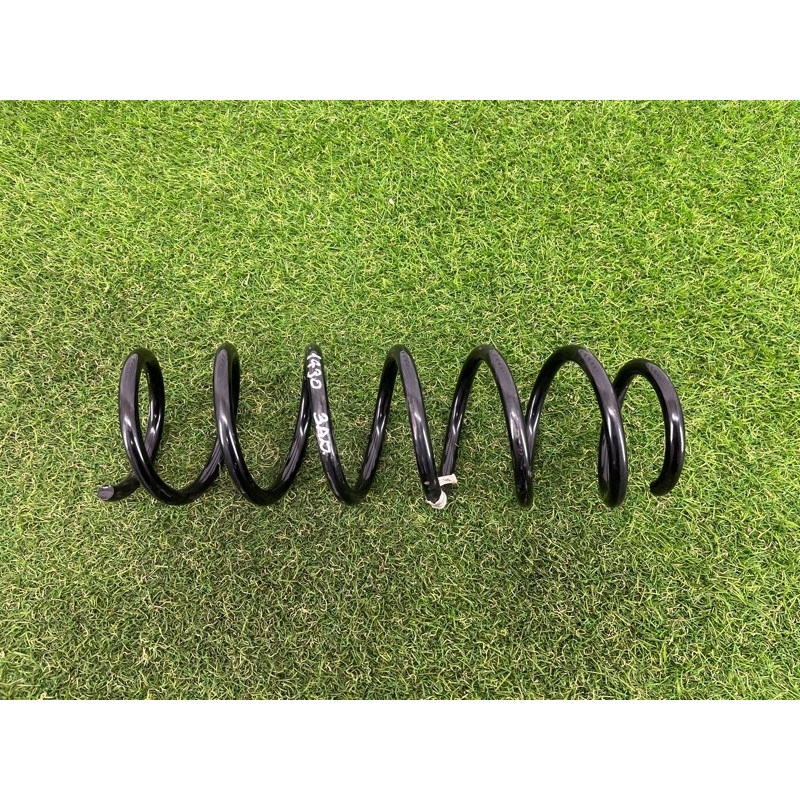 Пружина підвіски (підвіска) BMW 5-series G30 2017 2.0 B46B20 33536879959