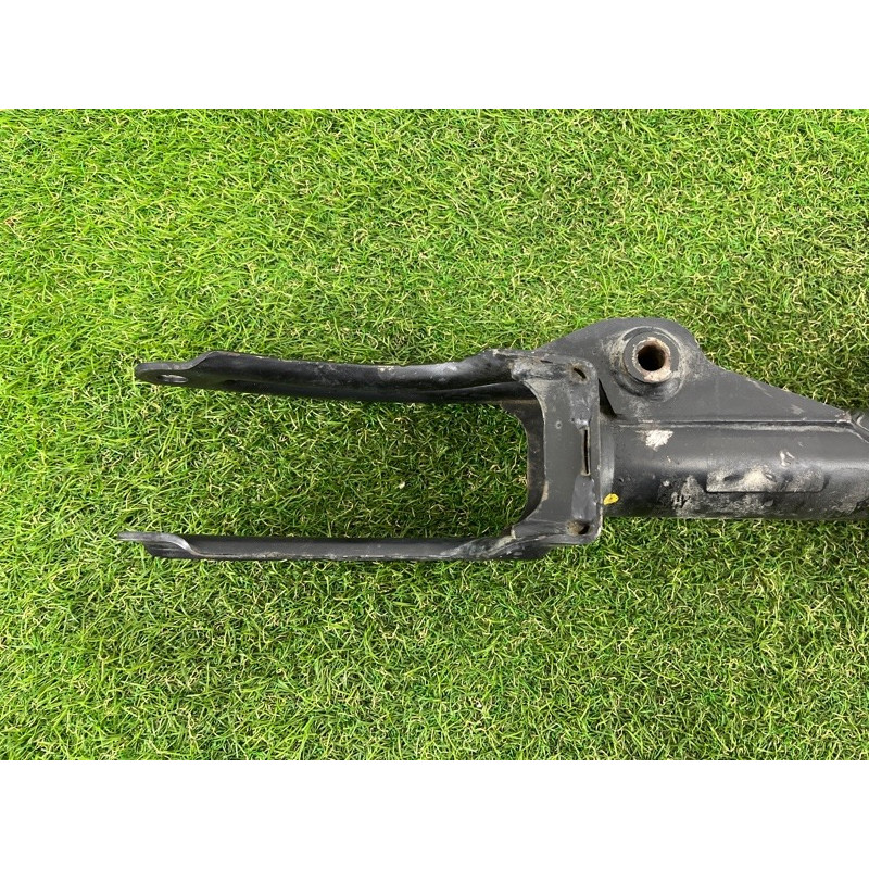 Амортизатор (подвеска) Volkswagen Touareg FL 2015 3.6 7P6413031AQ