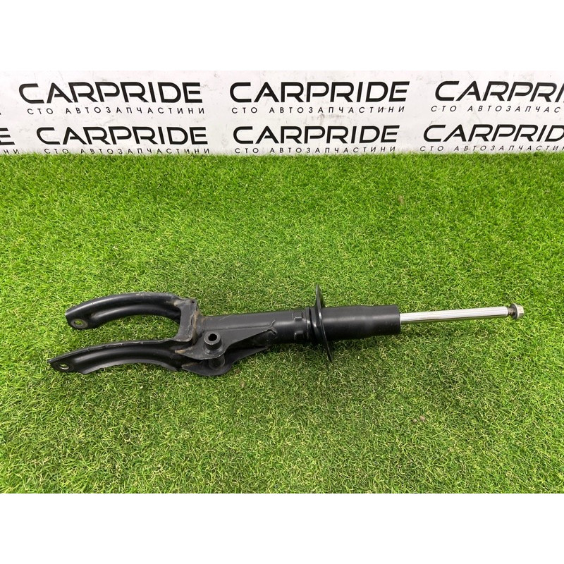 Амортизатор (подвеска) Volkswagen Touareg FL 2015 3.6 7P6413031AQ