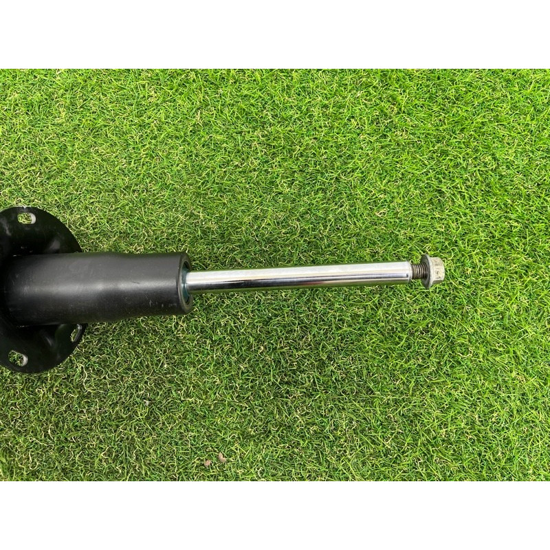 Амортизатор (подвеска) Volkswagen Touareg FL 2015 3.6 7P6413031AQ