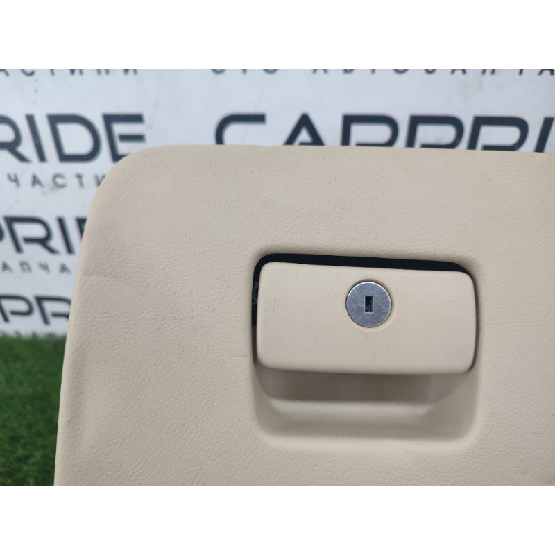 Бардачок (салон) Cadillac Xt5 1 2016 3.6 84474602