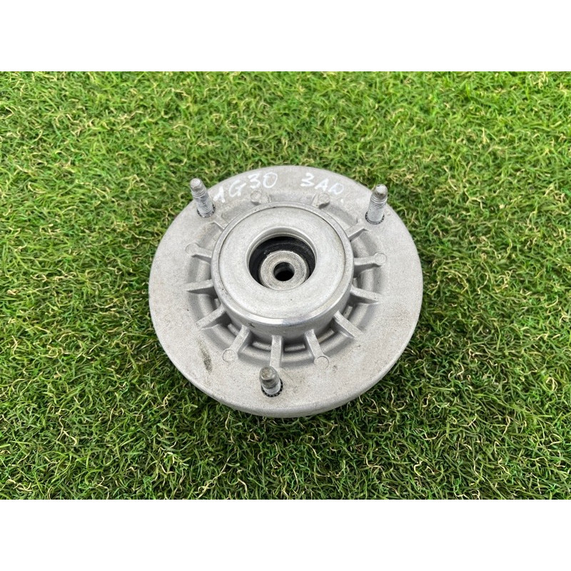 Опора стійки (підвіска) BMW 5-series G30 2017 2.0 B46B20 33506884486