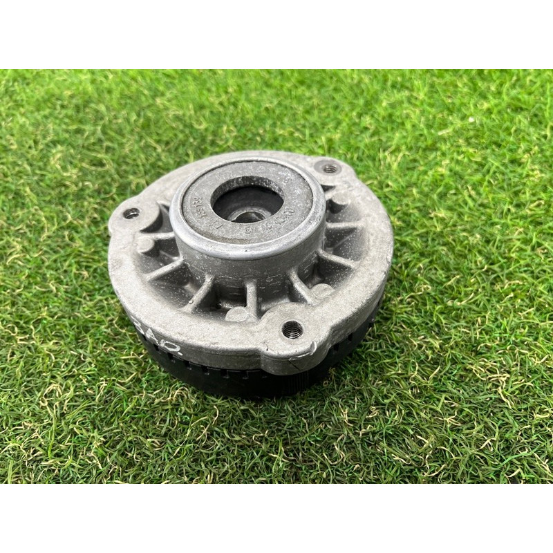 Опора стойки (подвеска) BMW X3 F25 2012 3.0 33506787178