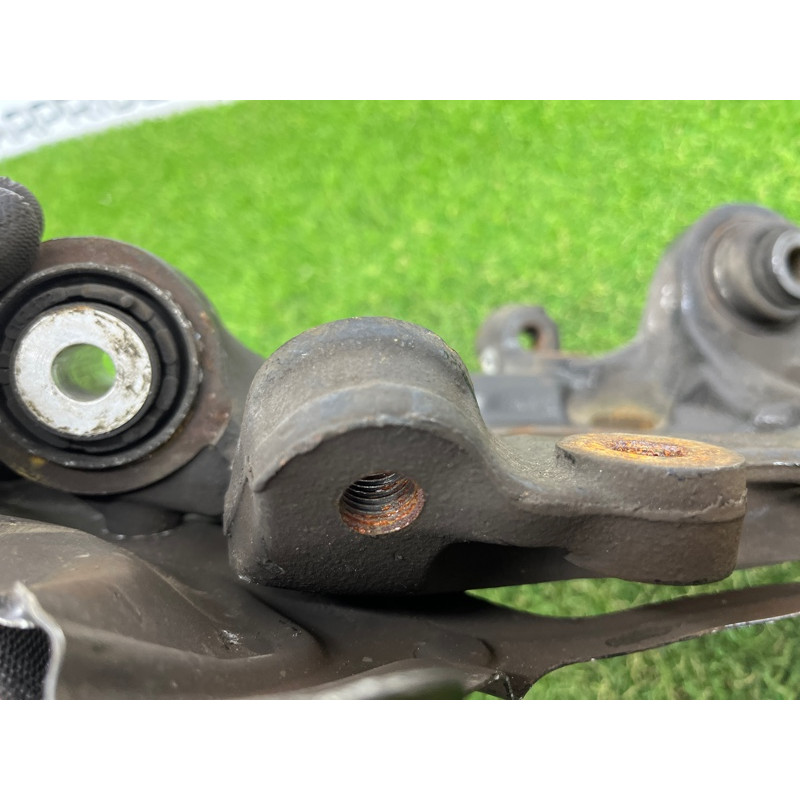 Цапфа подвески (подвеска) BMW X3 F25 2012 3.0 33406797570