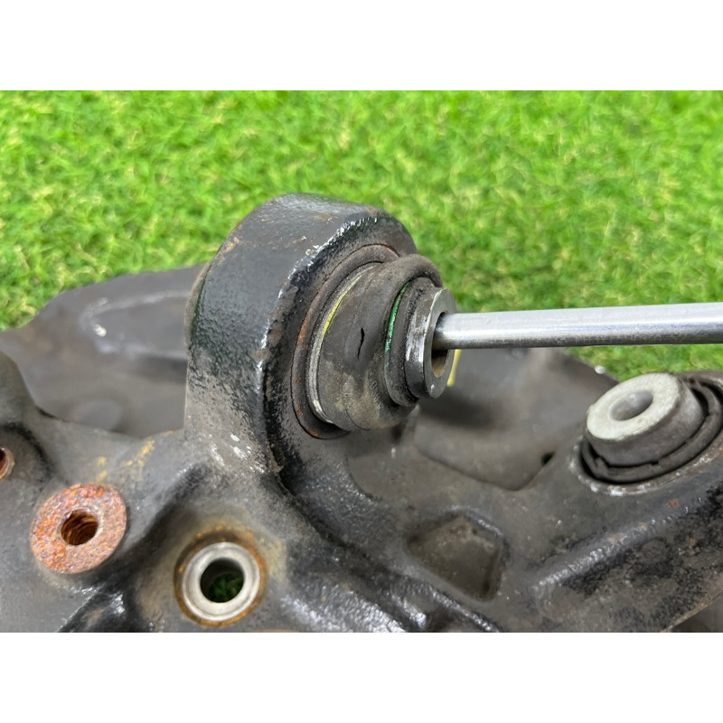 Цапфа подвески (подвеска) BMW X3 F25 2012 3.0 33406797570