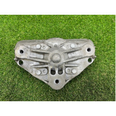 Опора стойки