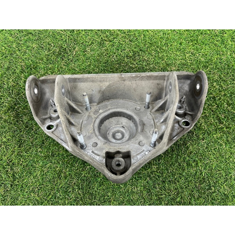 Опора стойки (подвеска) AUDI Q7 4L 2014 3.0 TFSi CTWB 7L0412391D