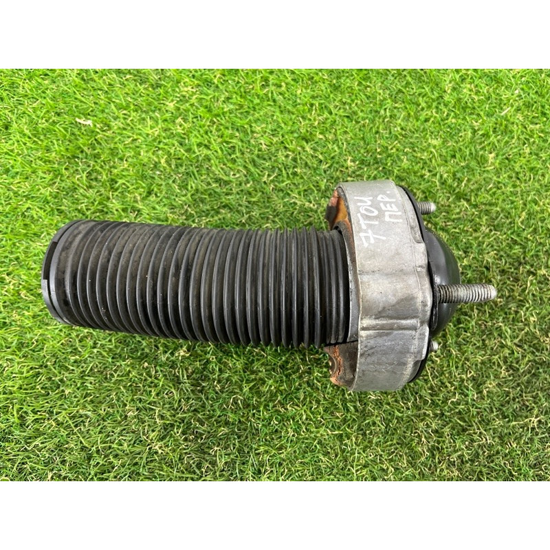 Опора стойки (подвеска) Volkswagen Touareg FL 2015 3.6 7P0412321A