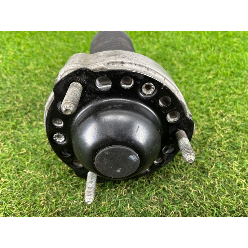 Опора стойки (подвеска) Volkswagen Touareg FL 2015 3.6 7P0412321A