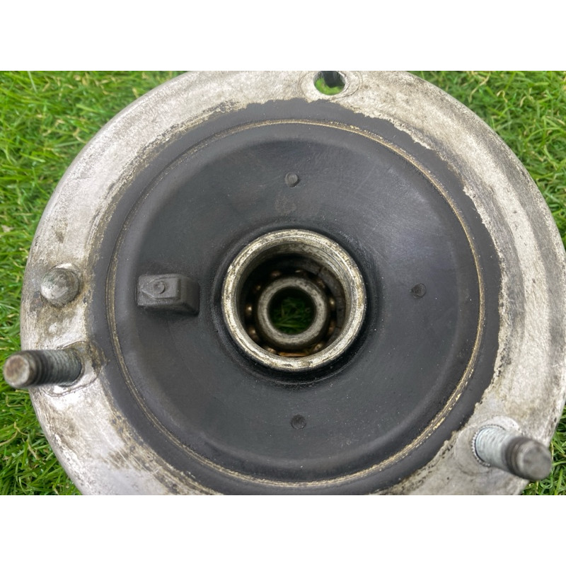 Опора стойки (подвеска) BMW 3-series E46 2001 M54B30 31336752735