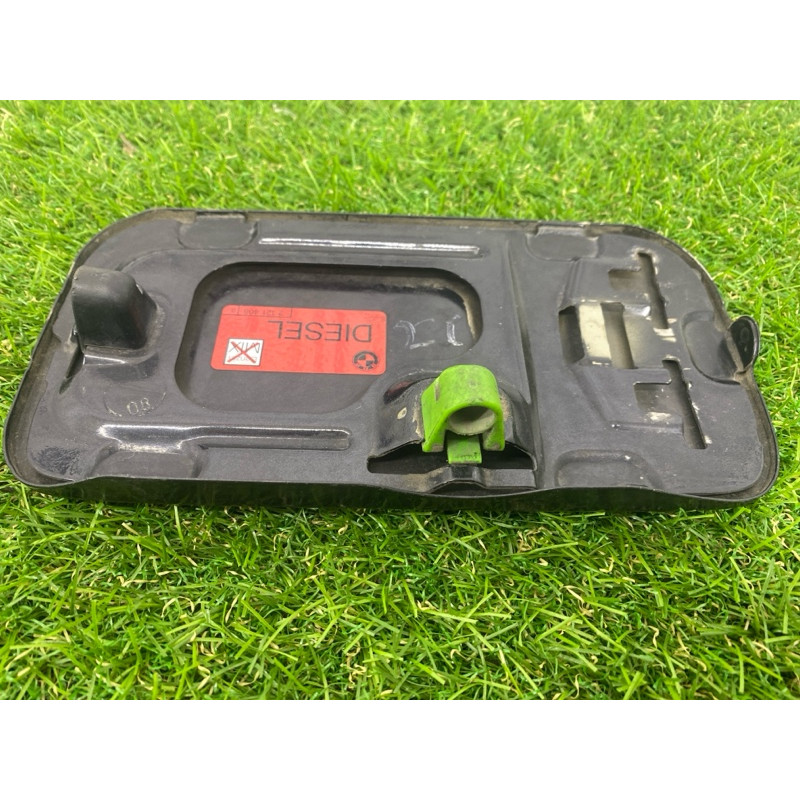 Лючок топливного бака (кузов и элементы) BMW 5-series E39 2121408