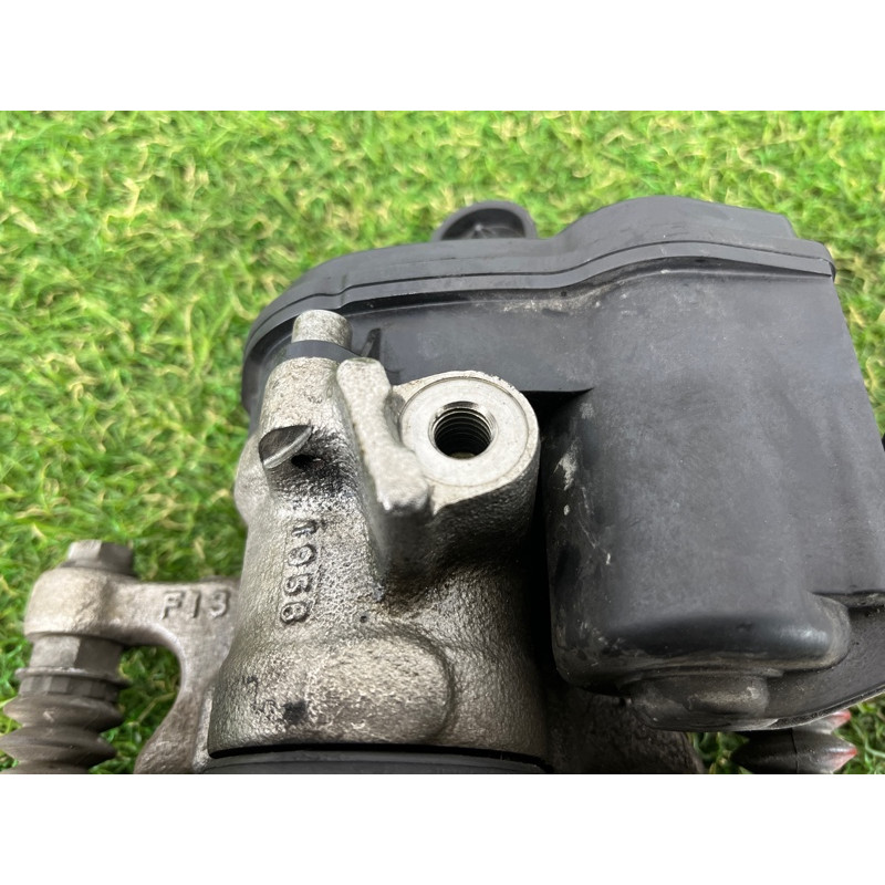 Суппорт тормозной (тормозная система) AUDI A4 B9 2017 2.0 8W0615404