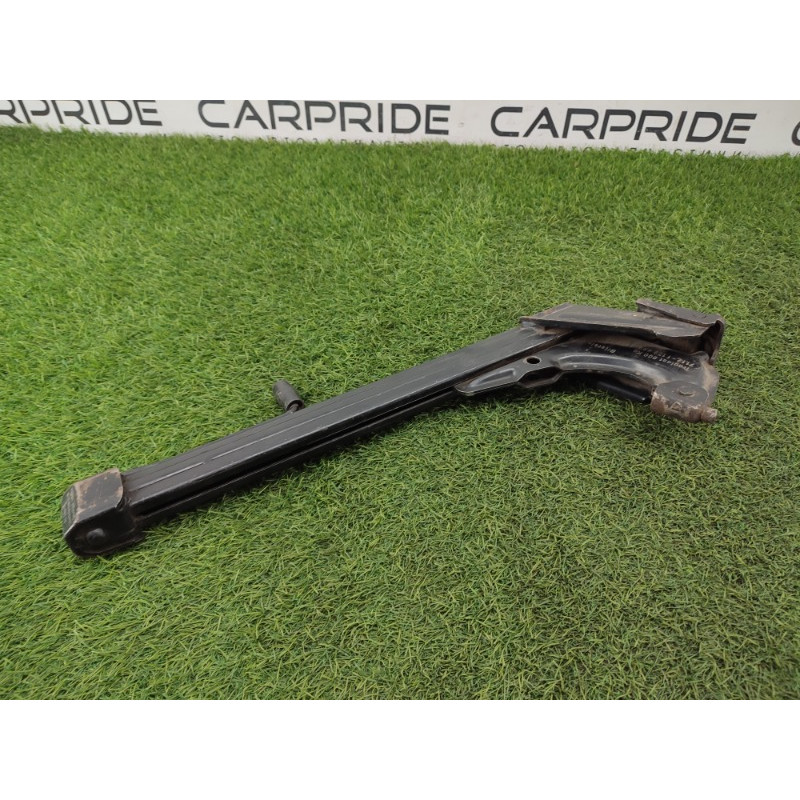 Домкрат (аксессуары) BMW 5-series E34 71122226742