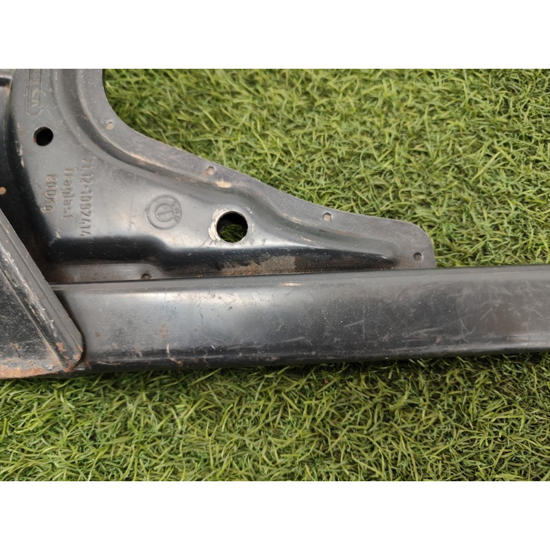 Домкрат (аксессуары) BMW 5-series E34 71121092414