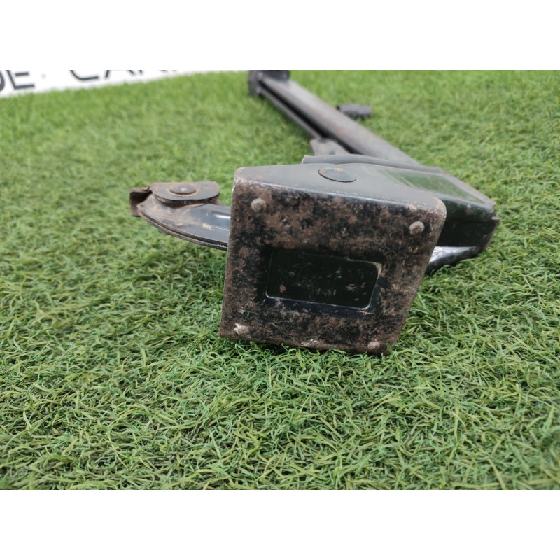 Домкрат (аксессуары) BMW 5-series E34 71121092414