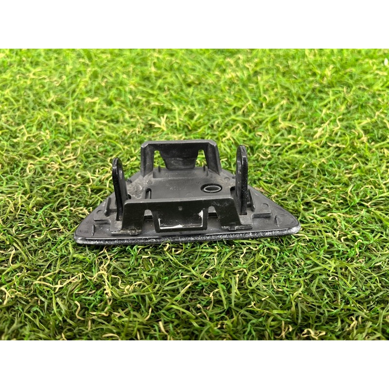 Крышка форсунки омывателя фар (кузов и элементы) BMW 5-series F10 2011 3.0 51117246869