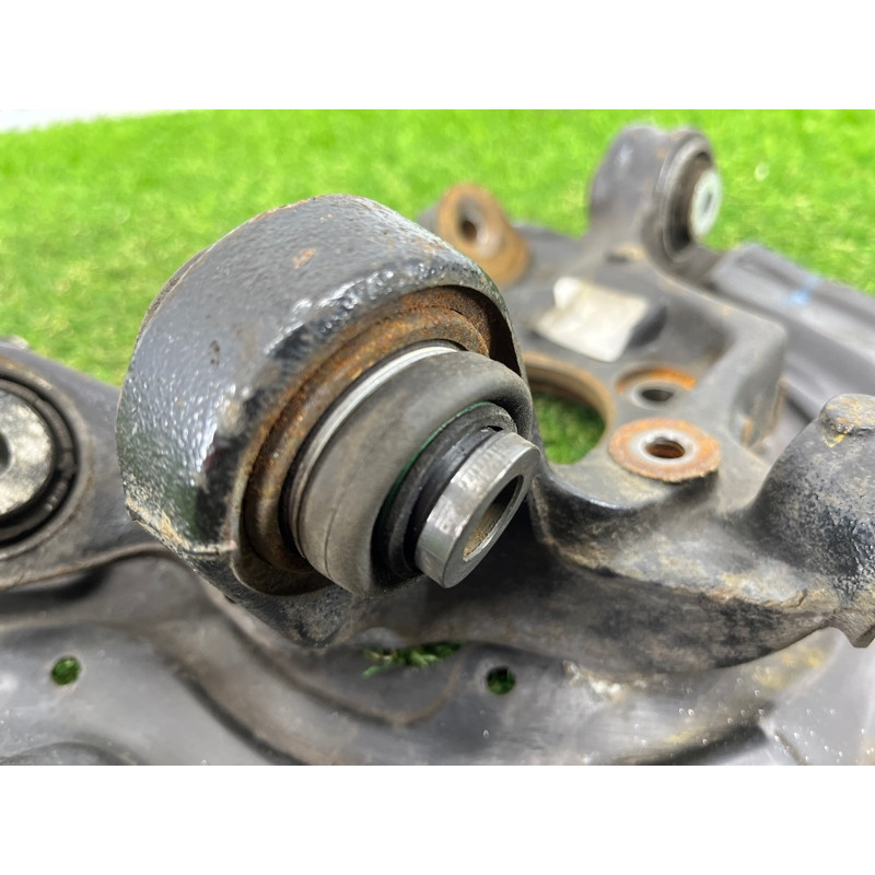 Цапфа подвески (подвеска) BMW X3 F25 2012 3.0 33406797570