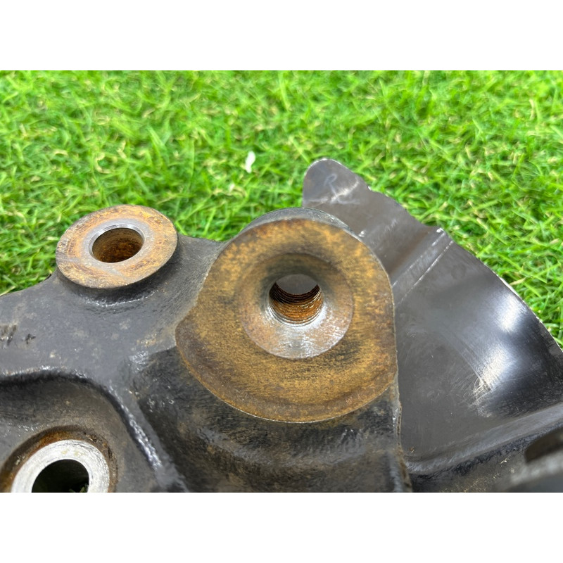 Цапфа подвески (подвеска) BMW X3 F25 2012 3.0 33406797570