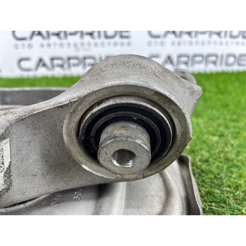 Цапфа подвески (подвеска) AUDI A4 B9 2017 2.0 8W0505431Q