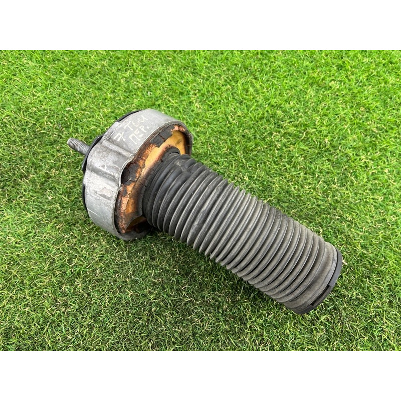 Опора стойки (подвеска) Volkswagen Touareg FL 2015 3.6 7P0412321A