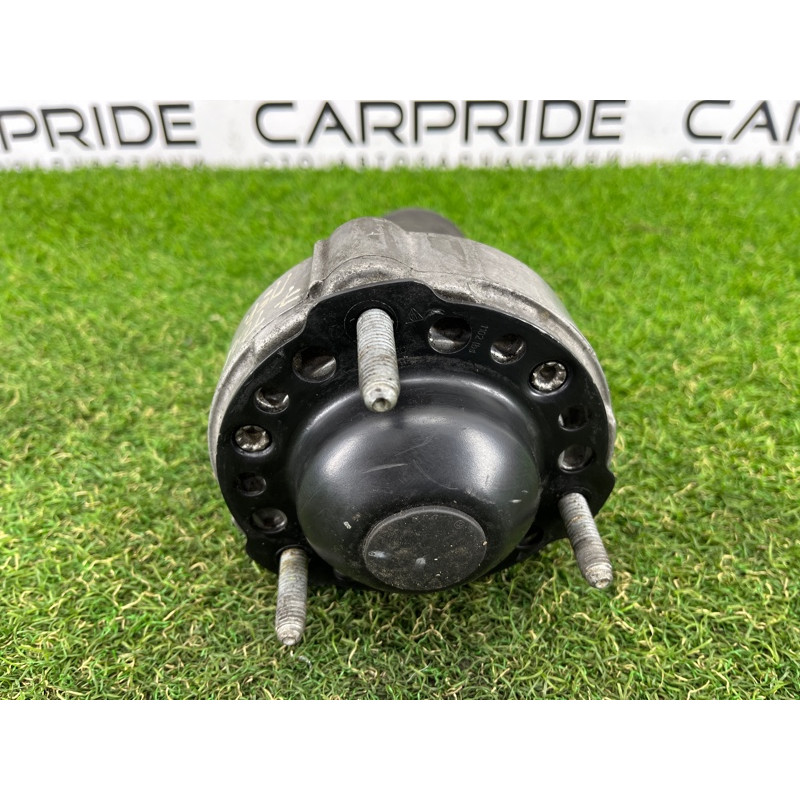 Опора стойки (подвеска) Volkswagen Touareg FL 2015 3.6 7P0412321A