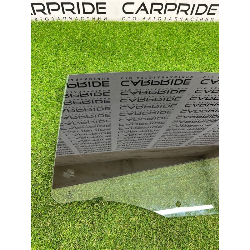 Стекло (кузов и элементы) AUDI A3 8V 2015 1.8 8V5845205