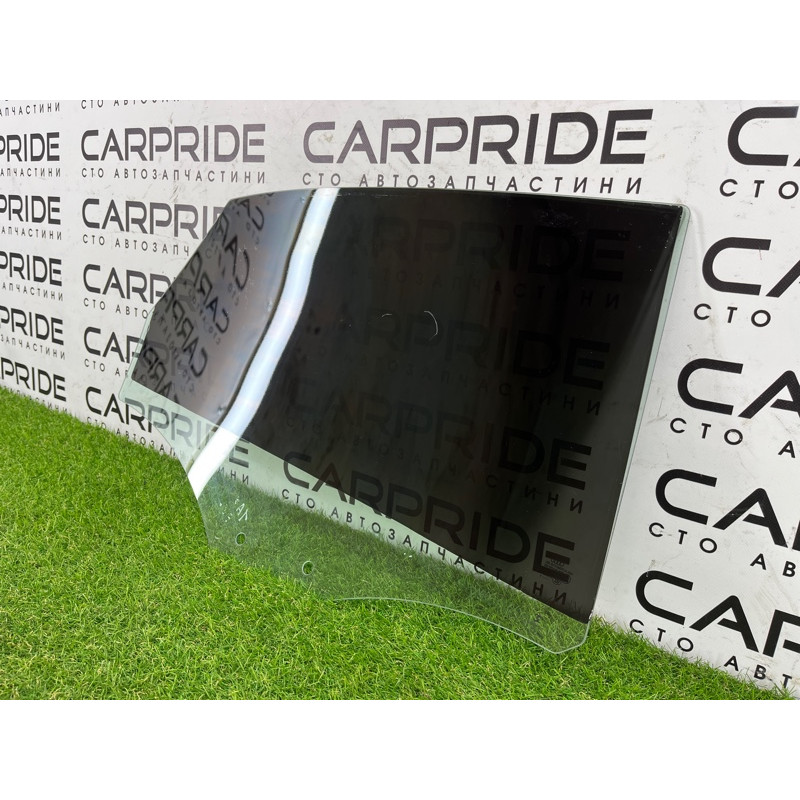 Стекло (кузов и элементы) AUDI A3 8V 2015 1.8 8V5845205