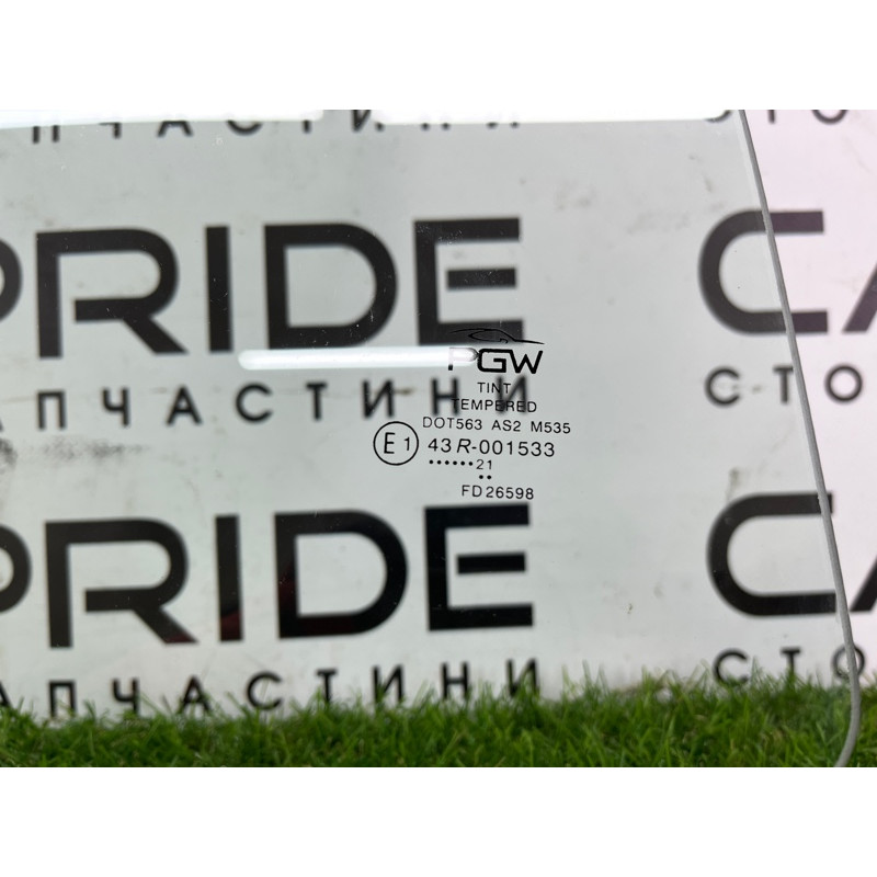 Стекло (кузов и элементы) AUDI A3 8V 2018 2.0 CZRA 8V5845206