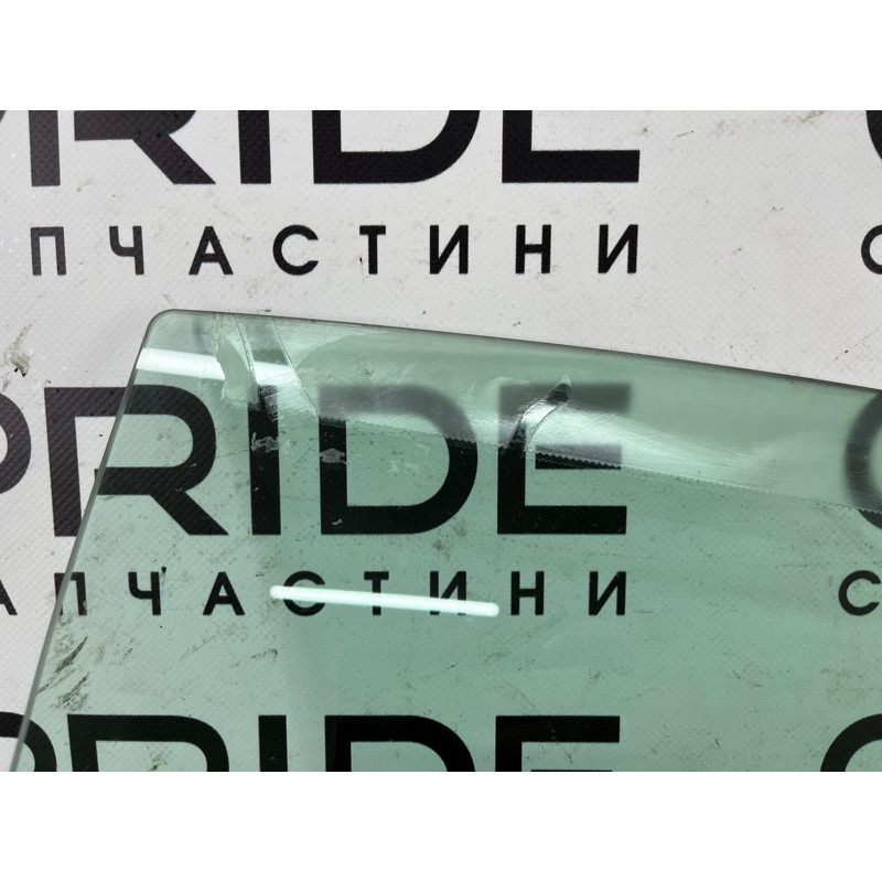 Стекло (кузов и элементы) BMW 5-series G30 2017 2.0 B46B20 51377375190