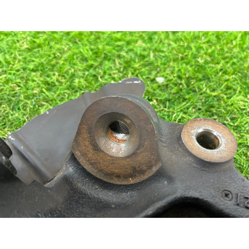 Цапфа подвески (подвеска) BMW X3 F25 2012 3.0 33406797569