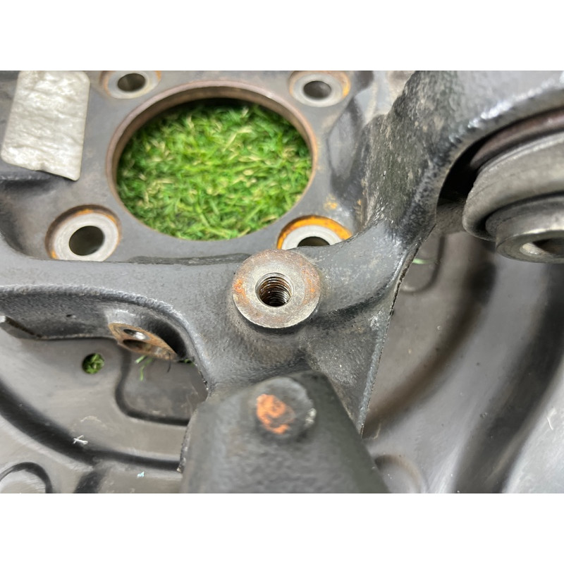 Цапфа подвески (подвеска) BMW X3 F25 2012 3.0 33406797569