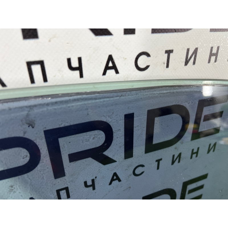 Скло (кузов і елементи) BMW 5-series F10 2011 3.0 51337182109