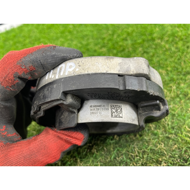 Опора стійки (підвіска) BMW 5-series G30 2017 2.0 B46B20 31306884485