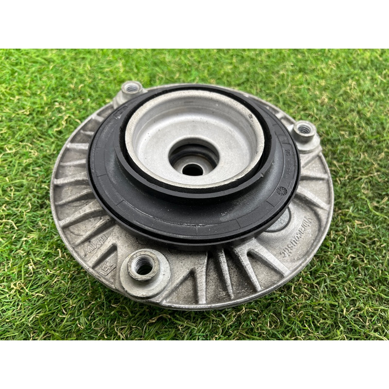 Опора стойки (подвеска) BMW 2-series F22 2015 2.0 31306880438