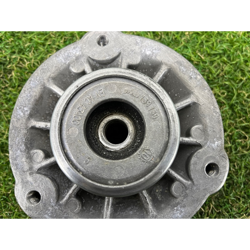 Опора стійки (підвіска) BMW 5-series F10 2011 3.0 31306795083